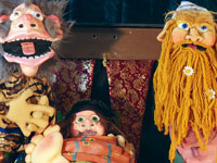 La niña que riega la albahaca